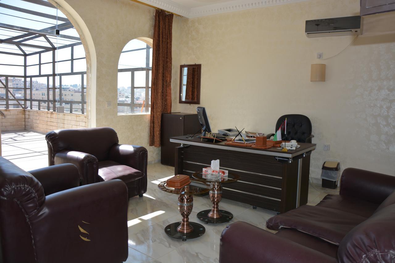 Teeba Palace Hotel Suites Ammán Exteriér fotografie