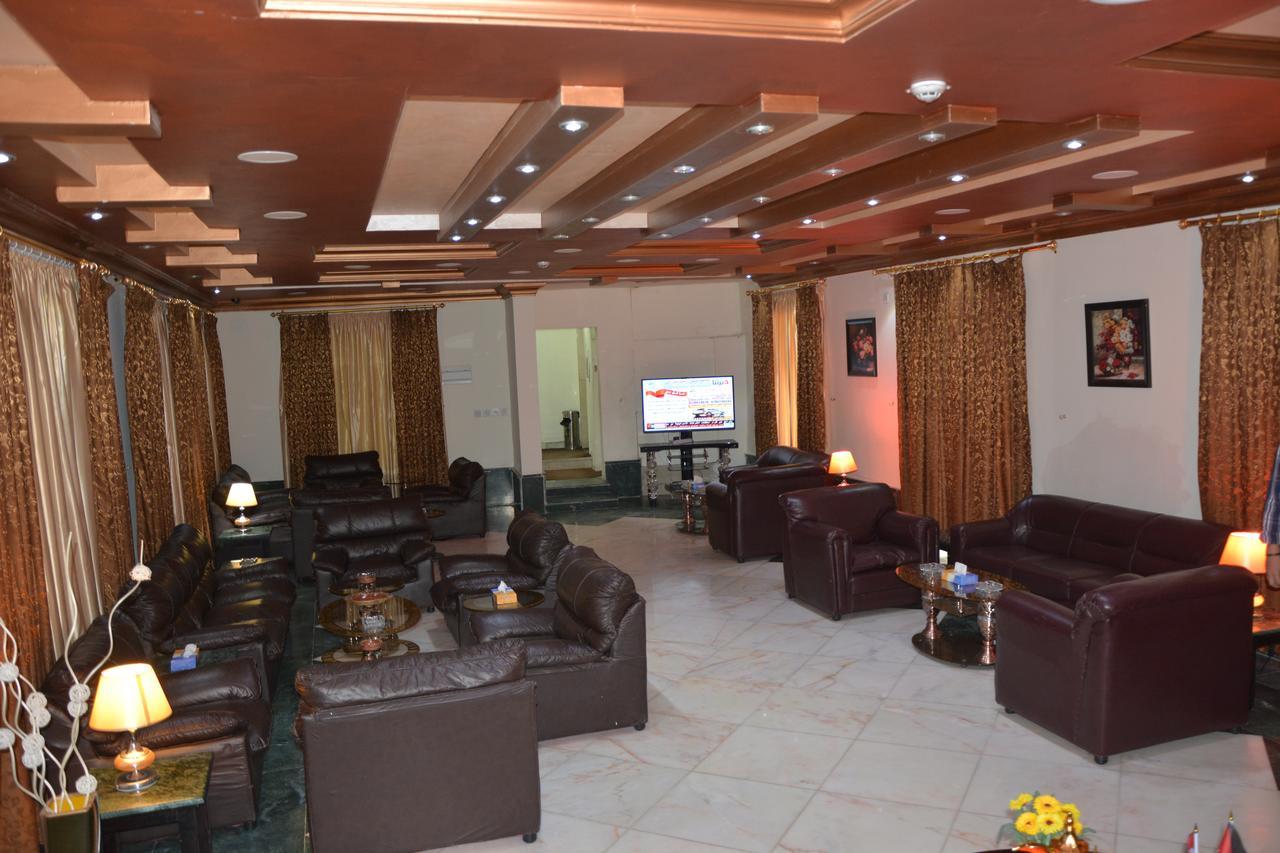 Teeba Palace Hotel Suites Ammán Exteriér fotografie
