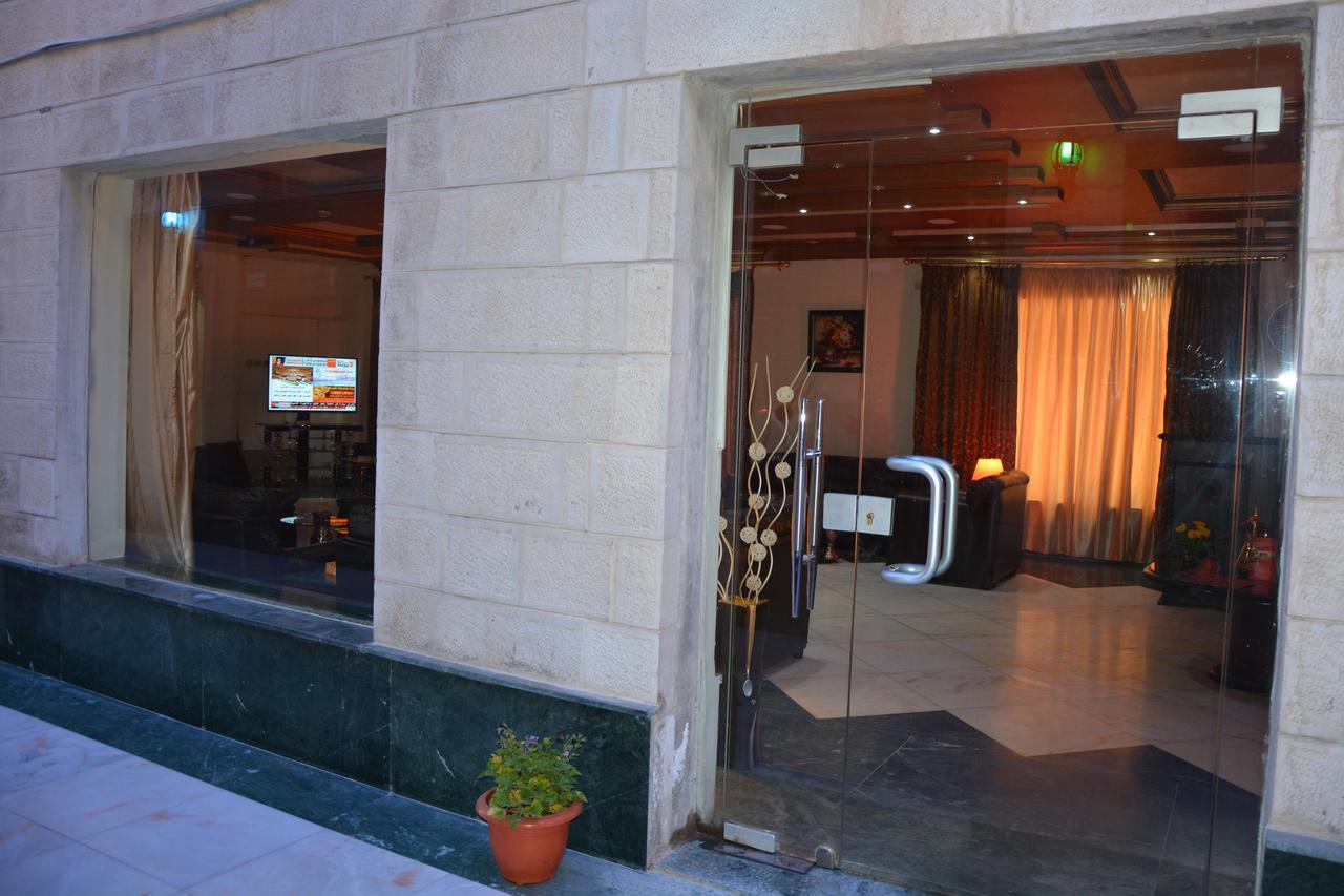 Teeba Palace Hotel Suites Ammán Exteriér fotografie