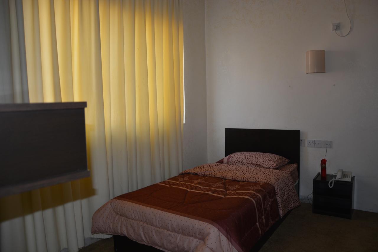Teeba Palace Hotel Suites Ammán Exteriér fotografie