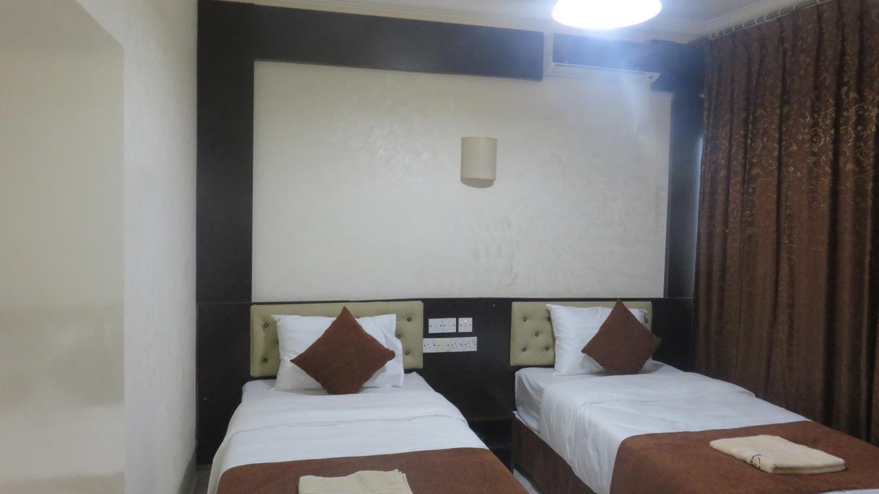 Teeba Palace Hotel Suites Ammán Exteriér fotografie